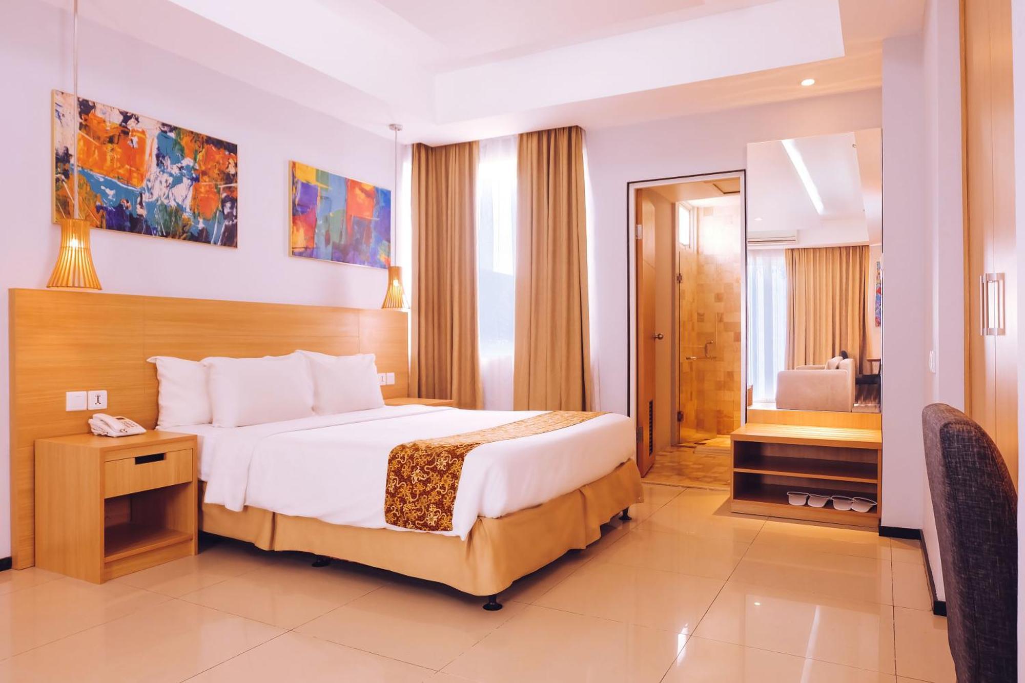 Golden Tulip Balikpapan Hotel & Suites Exterior photo